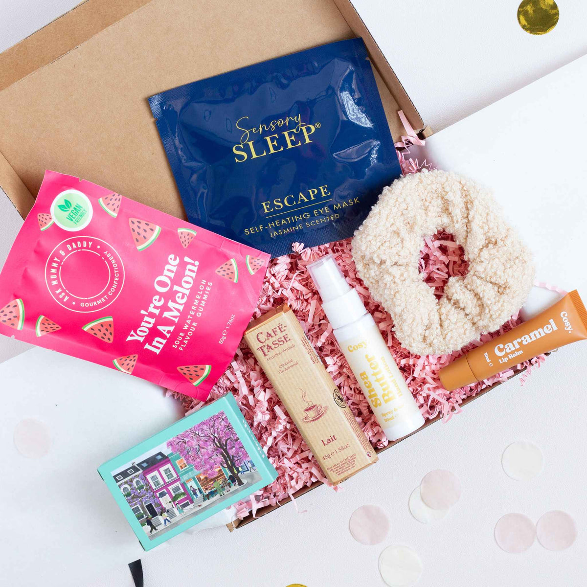 Cadeaubox For my favourite met chocolade, gummies, puzzel en oogmasker van CaDo Depot