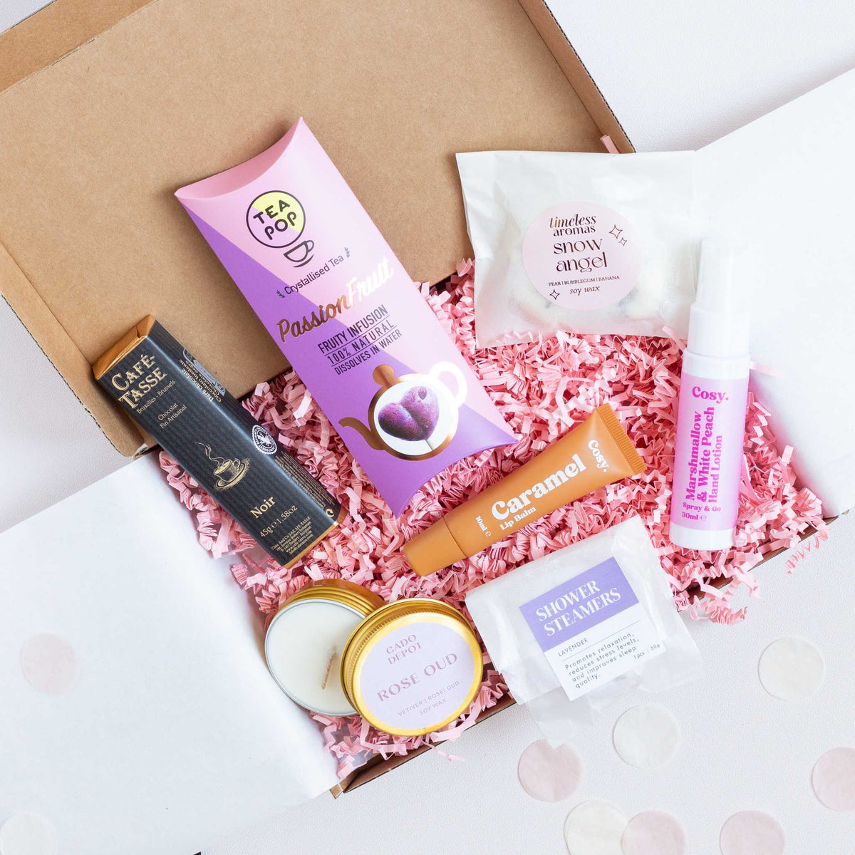 Cadeaubox Denk aan jou met thee, pure chocolade, geurkaars en handlotion van CaDo Depot