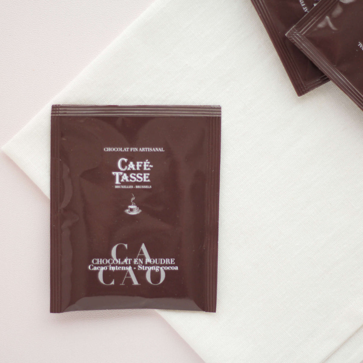 Intense cacaopoeder 40% cacao 20g van Café-Tasse