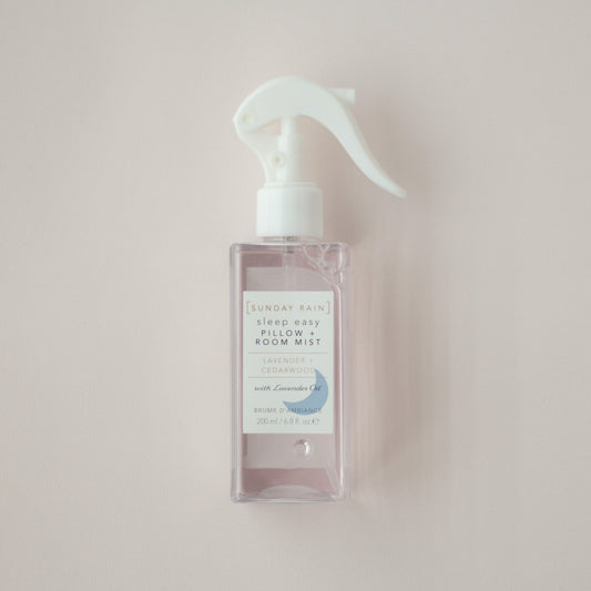 Pillow & Room Mist spray lavendel cedarwood van Sunday Rain